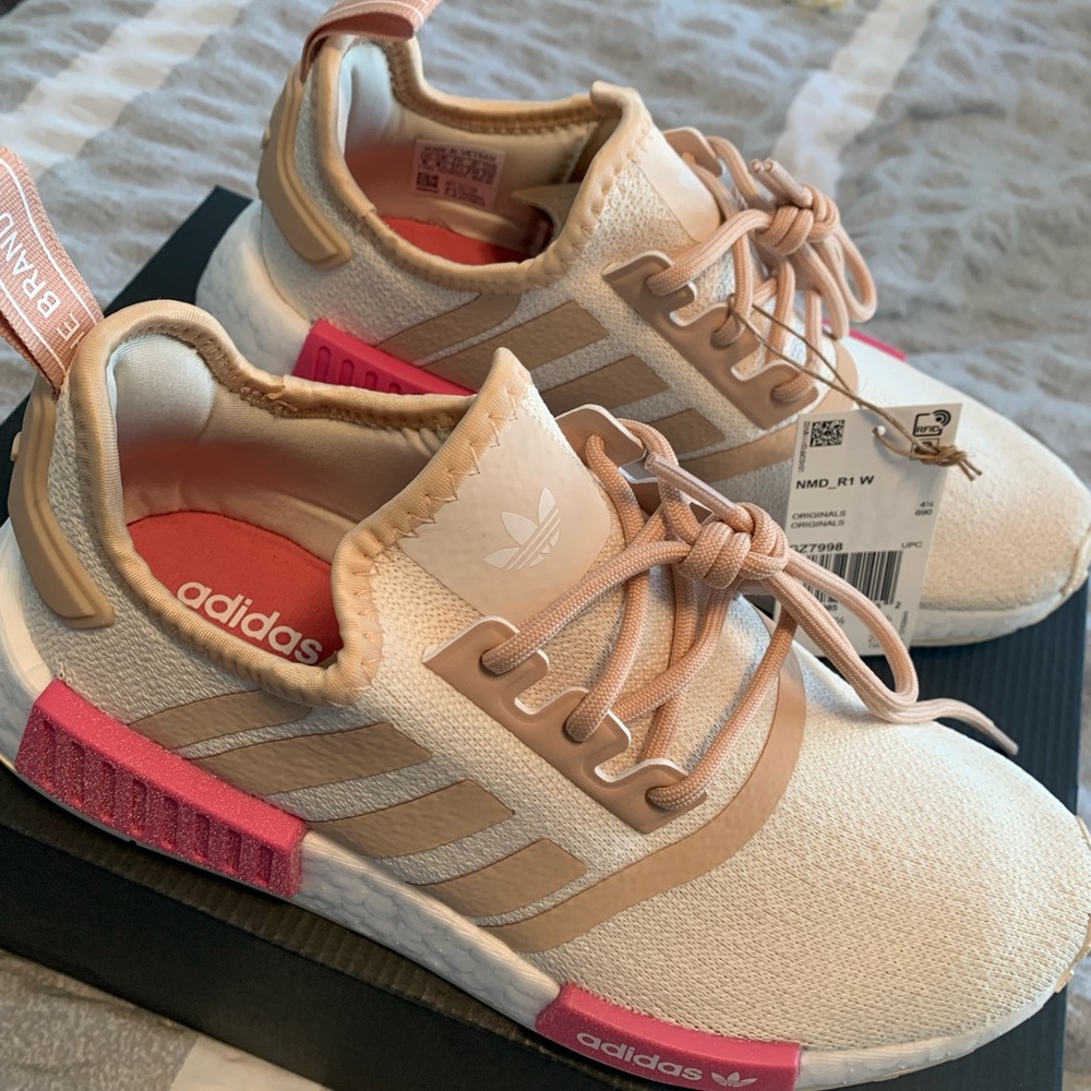 Adidas Womens NMD R1 Sneaker